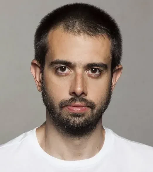 Антон Угринов